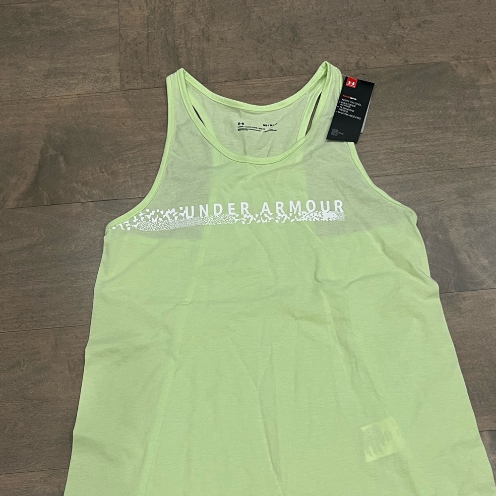 NWT Nike women’s Tank Top.